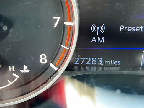 Used 2025 Nissan Altima 2.5 SV image 14