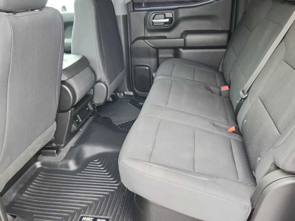 Used 2022 Chevrolet Silverado 1500 W/T w/ WT Value Package AWD/4WD image 9