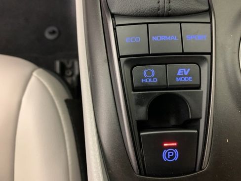 Used 2023 Toyota Camry XSE image 27