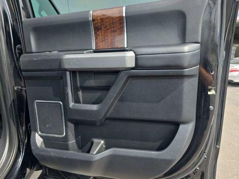 Used 2017 Ford F250 Platinum w/ Platinum Ultimate Package image 38