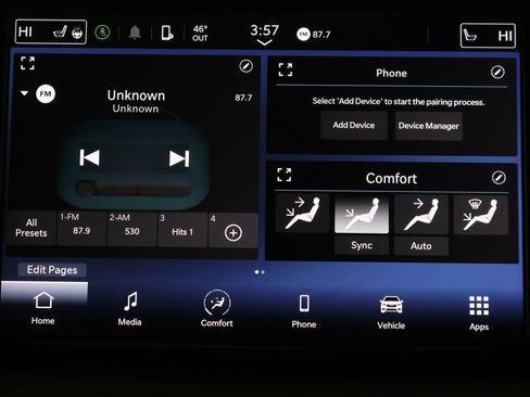 Used 2024 Chrysler Pacifica Touring-L image 41