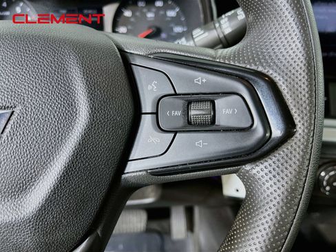 Used 2024 Chevrolet Trax LS FWD image 16