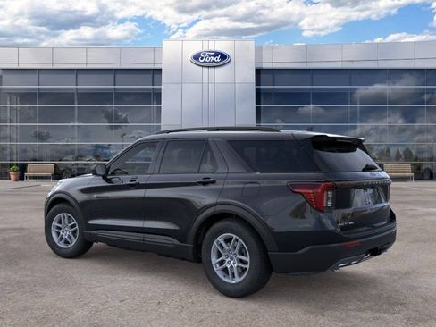 New 2026 Ford Explorer Active w/ Active Comfort Package RWD image 8