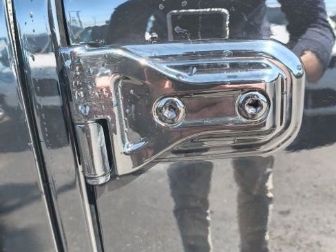 Used 2022 Jeep Gladiator Overland image 31