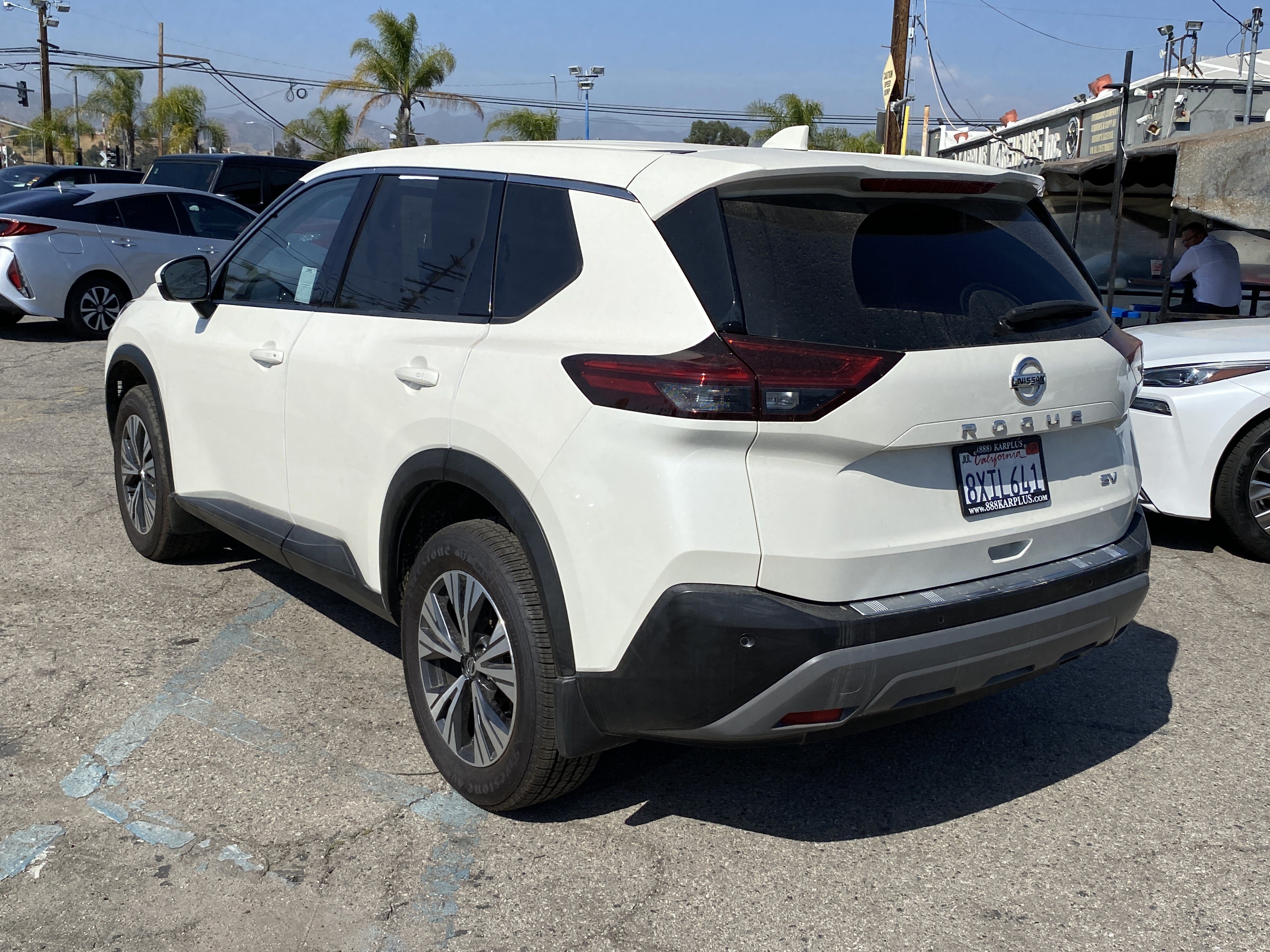 Used 2021 Nissan Rogue SV FWD image 9