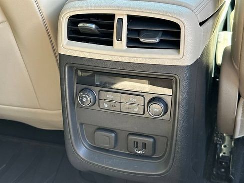 Used 2020 Buick Envision Essence w/ Experience Buick Package AWD/4WD image 27