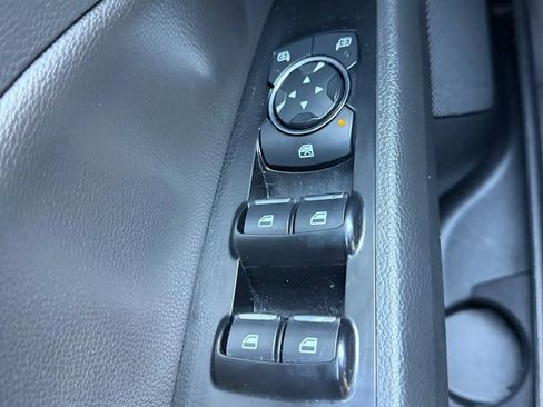 Used 2016 Ford Fusion SE w/ Equipment Group 202A image 15