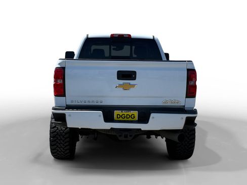 Used 2018 Chevrolet Silverado 2500 High Country w/ Duramax Plus Package AWD/4WD image 4
