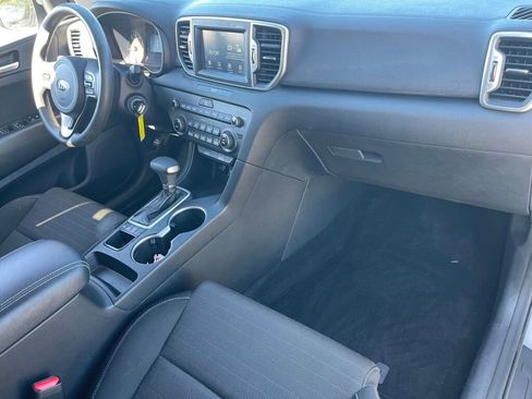 Used 2019 Kia Sportage LX w/ LX Popular Package image 20