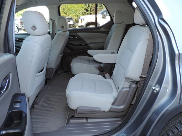 Used 2021 Chevrolet Traverse LT FWD image 20