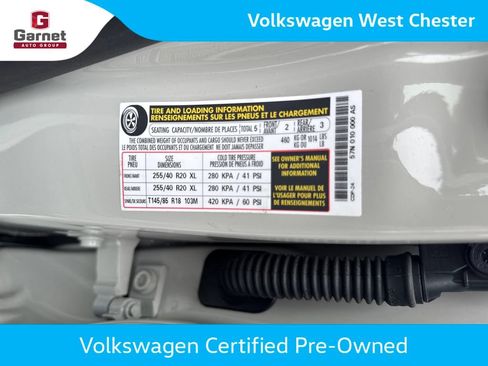 Used 2025 Volkswagen Tiguan SEL R-Line AWD/4WD image 11