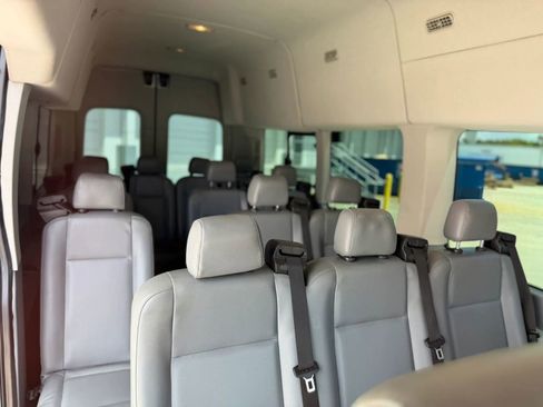 Used 2015 Ford Transit 350 XL RWD image 23