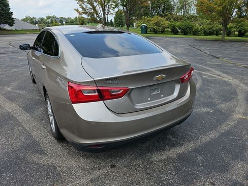 Used 2023 Chevrolet Malibu LT FWD image 3
