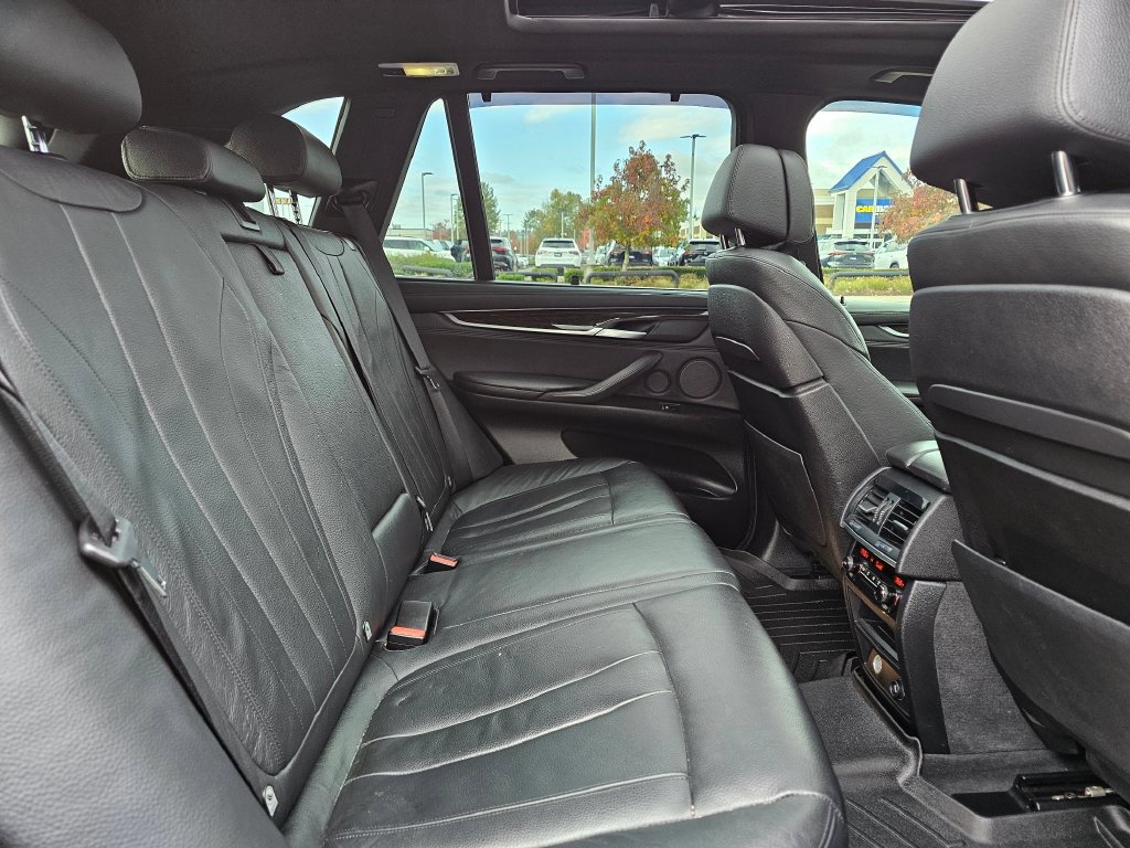 Used 2015 BMW X5 xDrive50i AWD/4WD image 12