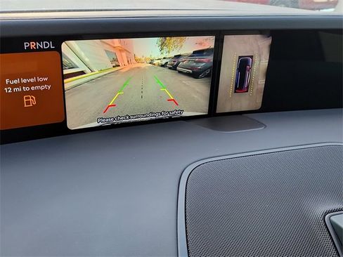 Certified 2024 Lincoln Nautilus Black Label image 17