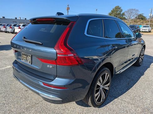 Certified 2023 Volvo XC60 B5 Plus w/ Climate Package image 4