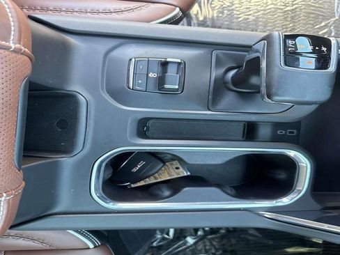 Used 2024 GMC Sierra 1500 Denali Ultimate image 27