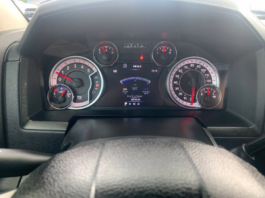 Used 2018 RAM 2500 Laramie w/ Sport Appearance Group AWD/4WD image 19