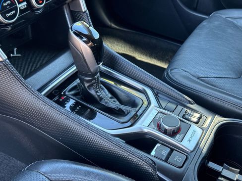 Used 2020 Subaru Forester Limited w/ Popular Package #3 image 16