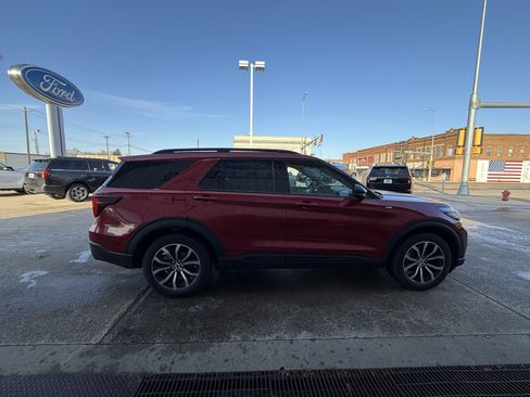 New 2026 Ford Explorer ST-Line AWD/4WD image 4