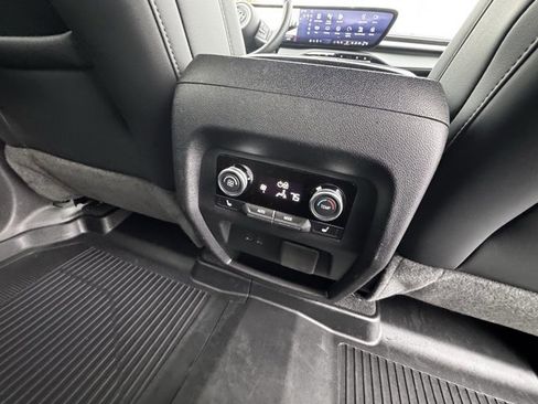 Used 2025 Buick Enclave Avenir w/ Super Cruise Package image 12