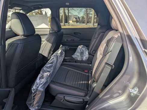 New 2026 Nissan Pathfinder Rock Creek w/ Rock Creek Premium Package AWD/4WD image 12