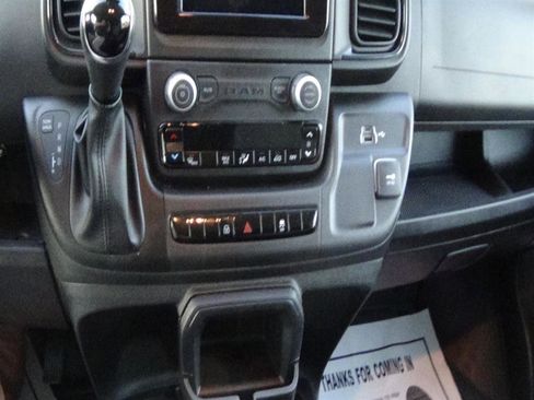 Used 2025 RAM ProMaster 2500 w/ Storage Group image 21