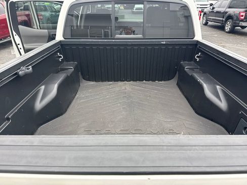 Used 2021 Toyota Tacoma SR image 18