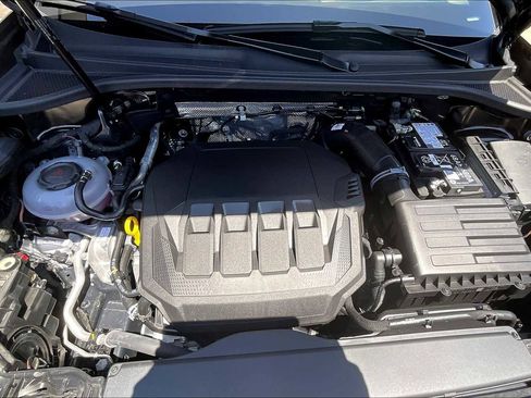 New 2025 Audi Q3 2.0T Premium image 16