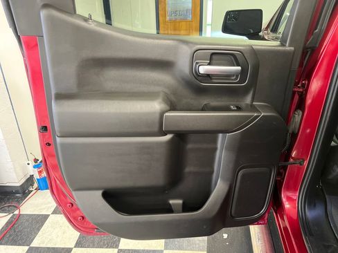 Used 2019 Chevrolet Silverado 1500 LT w/ All-Star Edition AWD/4WD image 38