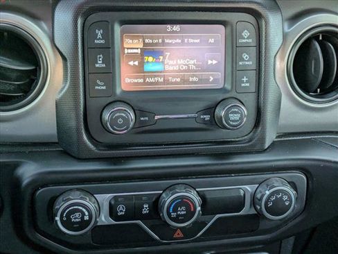 Used 2020 Jeep Wrangler Sport image 14