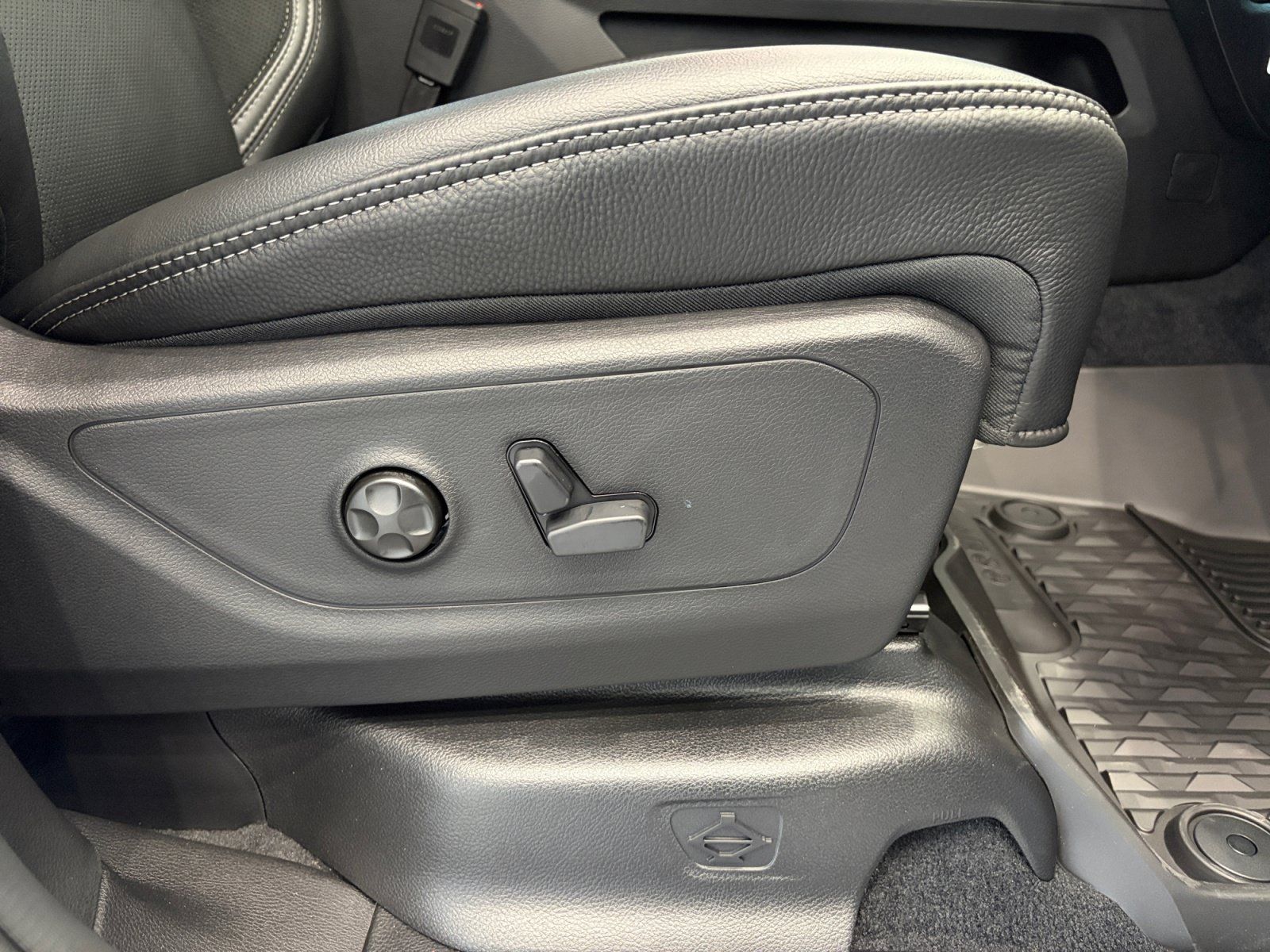New 2026 RAM 1500 RHO AWD/4WD image 32