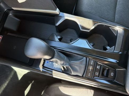 Used 2025 Toyota Camry LE image 24