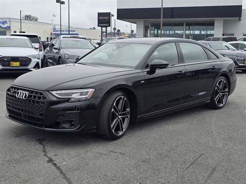 New 2025 Audi A8 L 3.0T image 3