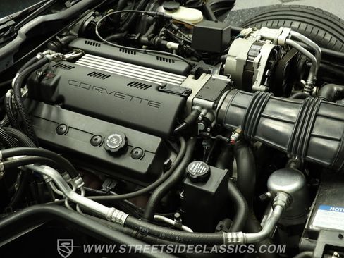 Used 1993 Chevrolet Corvette Convertible RWD image 32
