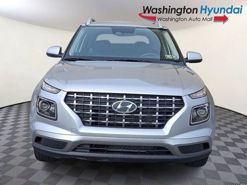 Certified 2026 Hyundai Venue SEL FWD image 2