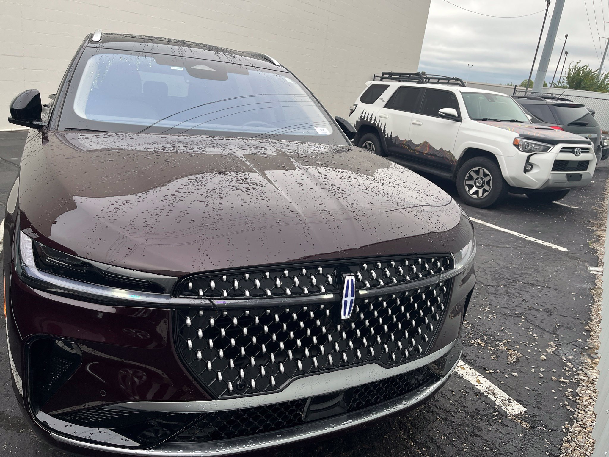 Certified 2025 Lincoln Nautilus Reserve AWD/4WD image 2