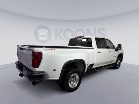 Used 2025 Chevrolet Silverado 3500 LTZ w/ LTZ Plus Package image 7