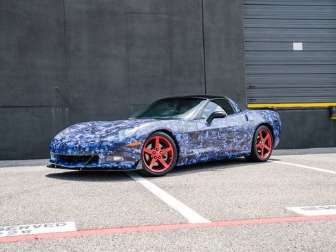 Used 2006 Chevrolet Corvette Coupe w/ Preferred Equipment Group image 19