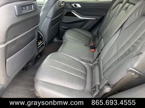 Used 2021 BMW X5 xDrive40i w/ M Sport Package AWD/4WD image 14