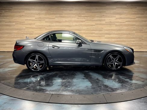 Used 2020 Mercedes-Benz SLC 300 SLC 300 image 10