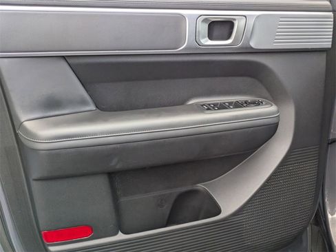 Used 2025 Hyundai Santa Fe SEL image 11