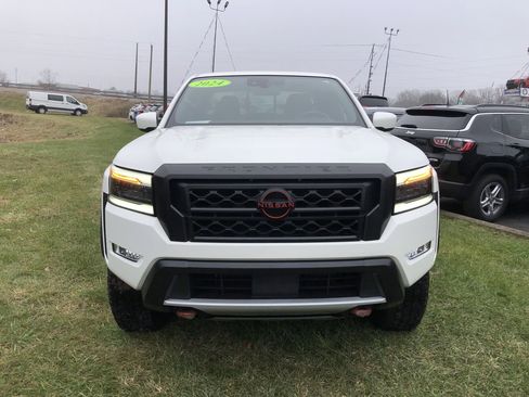 Used 2024 Nissan Frontier PRO-4X w/ Technology Package image 8