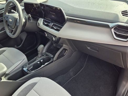 Used 2026 Chevrolet TrailBlazer LT w/ Driver Confidence Package image 14