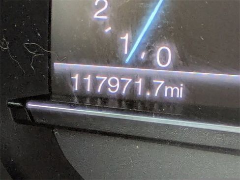 Used 2017 Ford Explorer XLT w/ Equipment Group 202A image 33