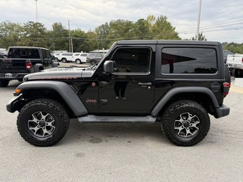 Used 2018 Jeep Wrangler Rubicon image 2