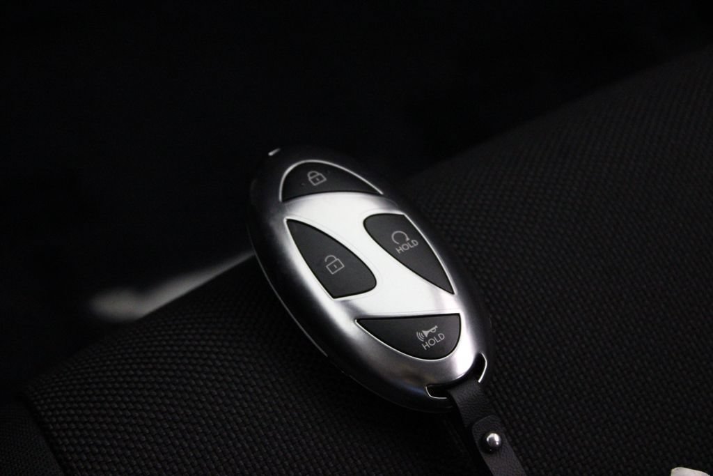 Certified 2026 Hyundai Santa Fe SE FWD image 30