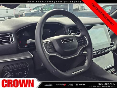 Certified 2024 Jeep Wagoneer L Series II w/ Flexible Seating Group image 25