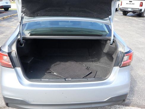 Used 2022 Subaru Legacy image 7