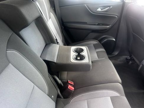 Used 2025 Chevrolet Blazer LT FWD image 25